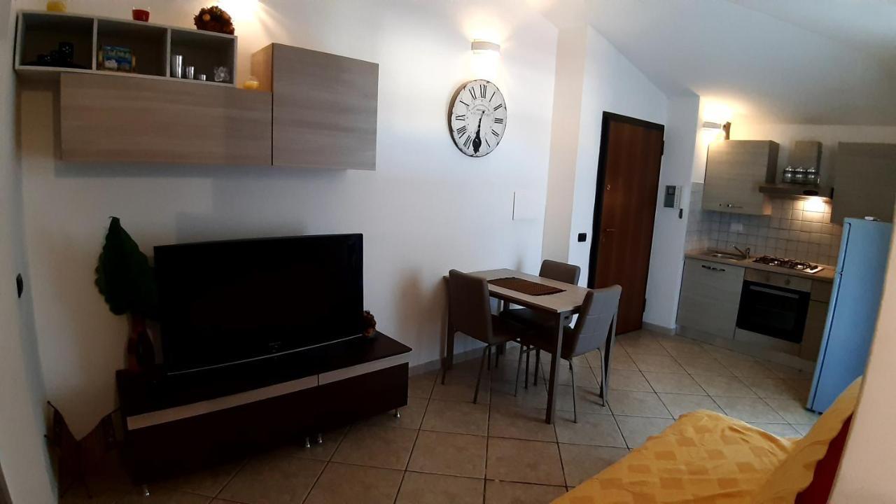 Lo Sguardo Sulla Citta' ,Panoramic View Apartment Олбия Екстериор снимка