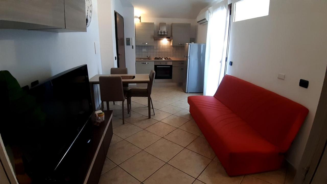 Lo Sguardo Sulla Citta' ,Panoramic View Apartment Олбия Екстериор снимка