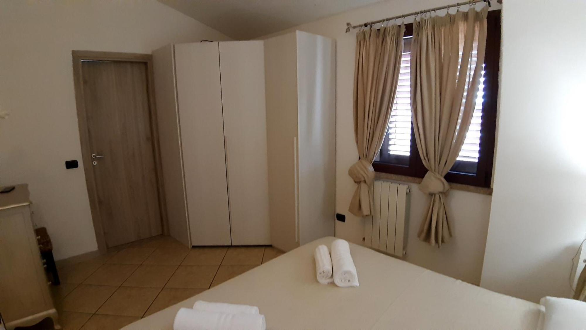 Lo Sguardo Sulla Citta' ,Panoramic View Apartment Олбия Екстериор снимка